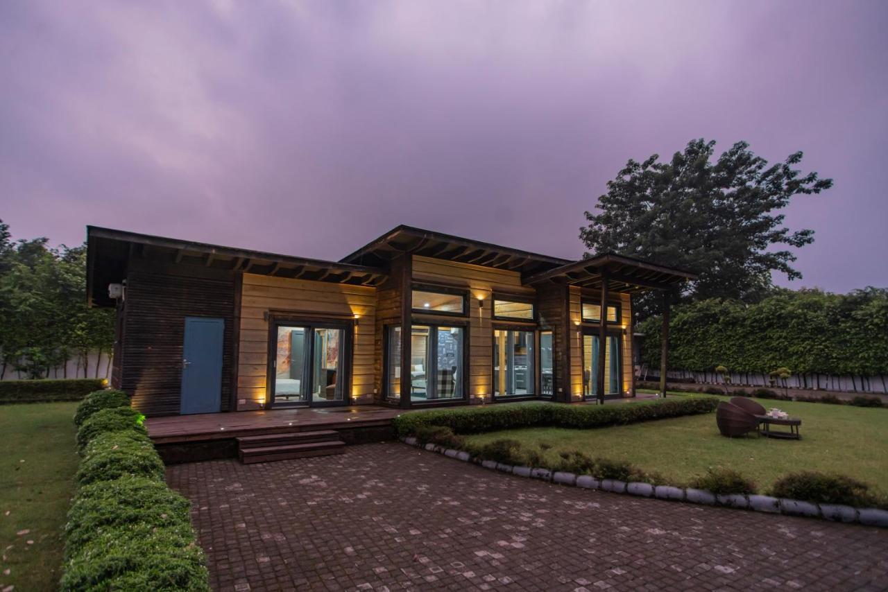 Saffronstays Paradise Pines, Dehradun - Cliff Villa With Valley & Forest Views Zewnętrze zdjęcie